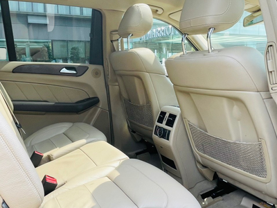 Chính Chủ Cần Bán 2 Xe Đẹp Mercedes GL350 Và Mercedes Benz C180 Tại Hà Nội 3