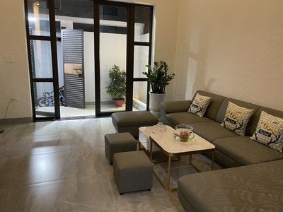 Hàng mới về2 tầng siêu rẻ  TRẠI LẺ - LÊ CHÂN 3