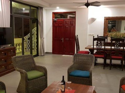 Penhouse đẳng cấp và full nội thất, giá rẻ lâu dài, hồ bơi sân tennis... 1