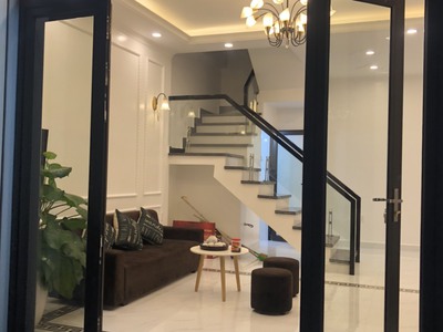 Bán nhà xây mới tinh ngõ 169 đông khê, diện tích 45m 4 tầng, giá 2.98 tỉ độc lập riêng biệt 0
