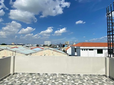 Nhà mới 650tr shr 2pn liền kề bv hàn quốc mỹ hạnh long an. 3