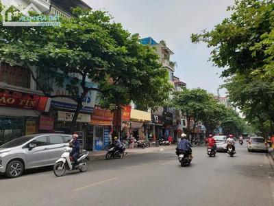 Cho thuê nhà mặt phố ngọc lâm, vỉa hè, kinh doanh, 35 m2. 2