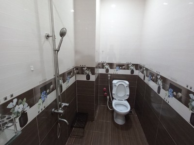 Cho thuê căn nhà 1 trệt 3 lầu 5 pn tại văn hoa villa đường xe tải tại phường thống nhất tt.tp biên 4