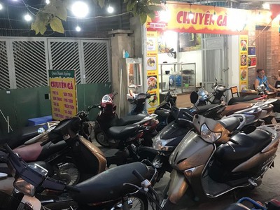 Chính chủ cần sang nhượng cửa hàng phở gà tối bán lẩu nướng ở khu trần điền, định công, hoàng mai 0