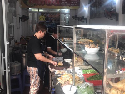Chính chủ cần sang nhượng cửa hàng phở gà tối bán lẩu nướng ở khu trần điền, định công, hoàng mai 2