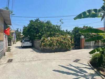 Block 5 lô tại phường Hương Long 1