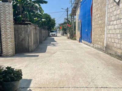 Block 5 lô tại phường Hương Long 2