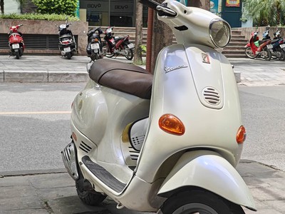 Piaggio Vespa ET8 150cc Ngọc Trai Nguyên Bản HaNoi 0