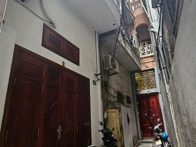 Bán Nhà ngõ vạn kiếp diện tích 31m2 xây 4 tầng mặt tiền 4m quận hai bà trưng 9