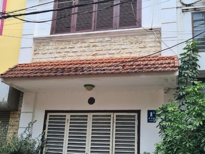 Chính chủ bán nhà mặt phố ngã 3 quỳnh mai hai bà trưng, thuận tiện kinh doanh hoặc cho thuê làm vp 0