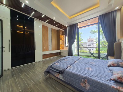 Nhà 3 tầng nguyễn sắc kim - mới hoàn thiện - sát đường võ chí công 0
