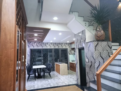 Nhà 3 tầng hồ trung lượng  - mới hoàn thiện 1