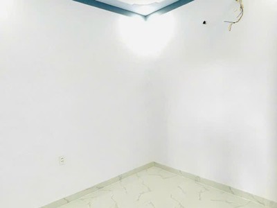 Hạ 150tr Bán Nhà Dĩ An Sổ Chung 1 Lầu 1 Trệt Hẻm 5m Ngã 3 Ông Xã 7