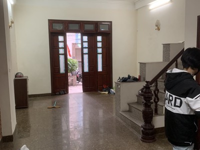 Chính chủ cho thuê nhà riêng tại đường tân khai lĩnh nam, hoàng mai dt53m2x3 tầng giá 6tr/th 2