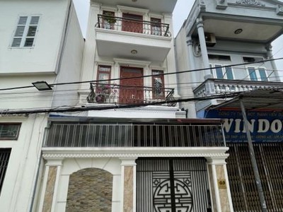 Chính chủ cần bán nhanh  căn nhà mặt đường đông mạc - phường lộc hạ - thành phố nam định - nam định 0