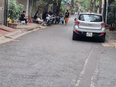 Siêu vip biệt thự nguyễn trái 100m, ô tô thang máy kinh doanh 22.5 tỷ. 0