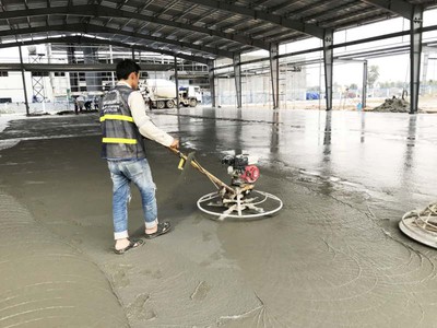 Hướng dẫn các kỹ thuật sử dụng máy xoa nền bê tông đúng chuẩn nhất 0