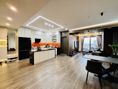 Chủ nhà tặng nội thất tiền tỷ, căn hộ trung tâm quận thanh xuân 130m giá 4tỷ5 0