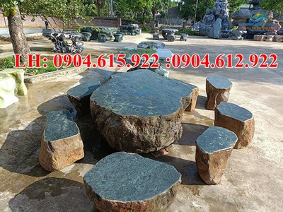 Bàn ghế đá cuội tự nhiên 1