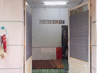 Chính chủ cho thuê nhà nguyên căn 2,5 triệu hẻm Đường 3/2, Lái thiêu, Thuận An, Bình Dương cọc 1tr 4