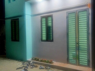 Shop cần nam nữ phụ bán hàng 412