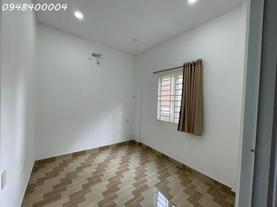 Shop cần nam nữ phụ bán hàng 51