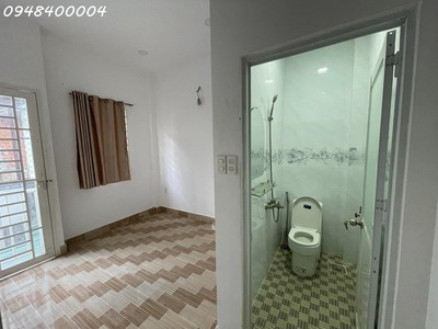 Shop cần nam nữ phụ bán hàng 52
