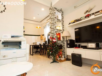 Shop cần nam nữ phụ bán hàng 47