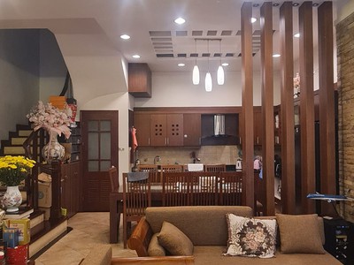 Shop cần nam nữ phụ bán hàng 127