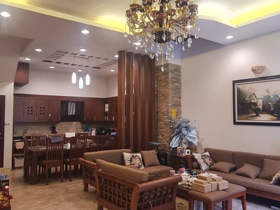 Shop cần nam nữ phụ bán hàng 169