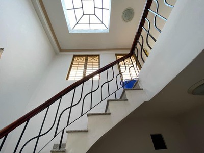 Shop cần nam nữ phụ bán hàng 101
