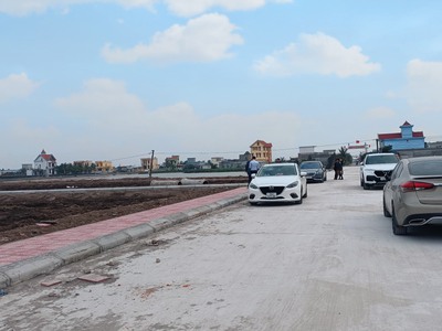 Duy nhất 799tr lô đất trục đường chính 10m thẳng ra bãi biển mới 2