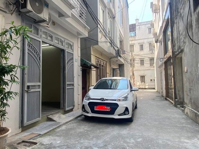 Shop cần nam nữ phụ bán hàng 364