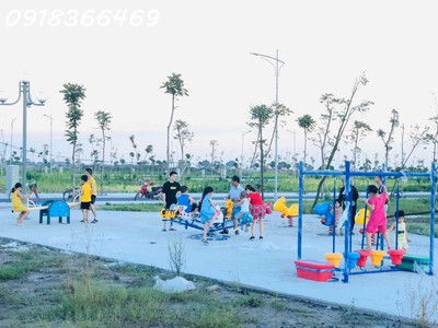 Shop cần nam nữ phụ bán hàng 13