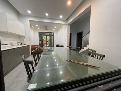 Nhà 2 tầng 160m2 mặt đường kinh doanh chu văn an - p. lê lợi 2