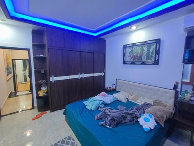Shop cần nam nữ phụ bán hàng 188
