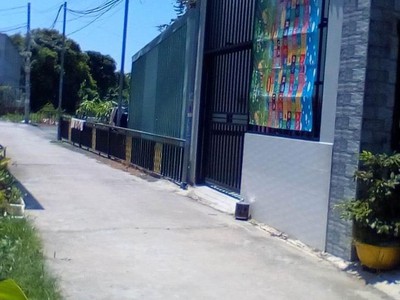 Shop cần nam nữ phụ bán hàng 133