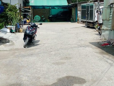 Shop cần nam nữ phụ bán hàng 177