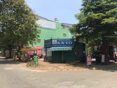 Shop cần nam nữ phụ bán hàng 444