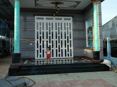 Shop cần nam nữ phụ bán hàng 434