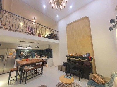 Cho thuê MB kinh doanh chỉ có 1 tầng ở Phố Linh Lang 121m2 vỉ hè rộng 2