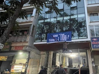 Cho thuê mặt bằng gần note Lạc long quân 93m2 thông sàn phù hợp kinh doanh mọi mặt hàng 0