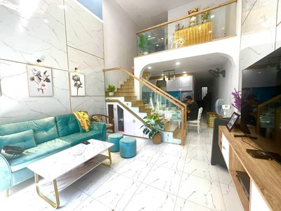 Nhà gác lửng đúc nguyên huy lượng 0