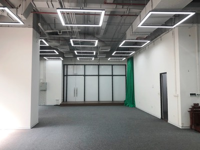Cho thuê văn phòng 281m2 full nội thất, free ngoài giờ tòa dreamland bonanza, duy tân, cầu giấy 0