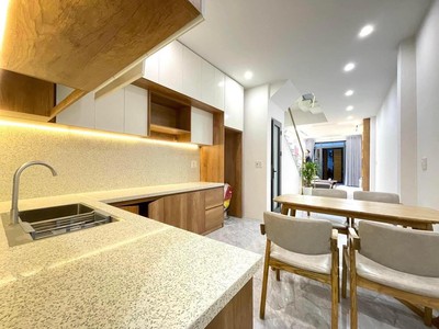 Bán nhà2  mặt tiền huỳnh ngọc huệ 5 tỷ 0