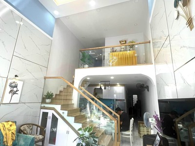 Nhà gác lửng đúc nguyên huy lượng 3