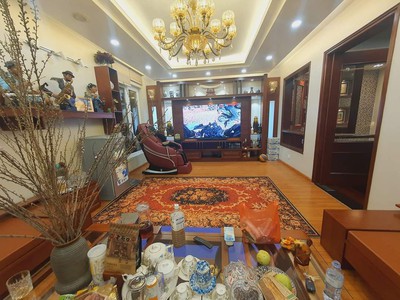 Giảm sốc 3 tỷ bán gấp biệt thự vip kđt việt hưng, lô góc, thang máy,  245m2, nhỉnh 42 tỷ 1