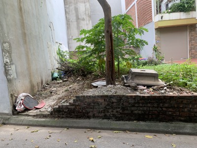 Bán gấp 51m đất tổ 11 Thạch Bàn, đường ô tô tránh, cách biệt thự GardenCity chỉ 20m 2