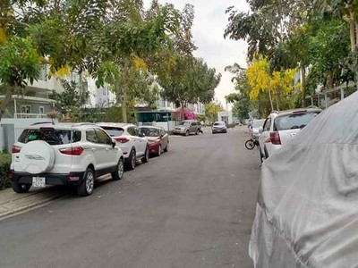 Bán căn nhà phố khang điền cực đẹp - nội thất mới toanh hiện đại - giá 8 tỷ tl lộc 4