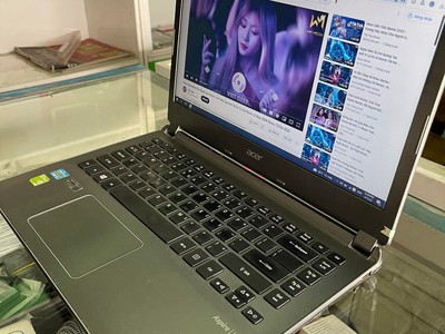 Bán Laptop Acer V5-472G Ram 4GB Ổ Cứng 500GB      Giá : 2tr5 0
